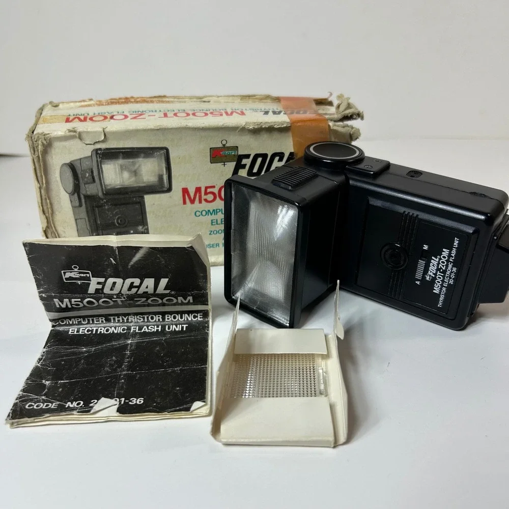 Focal M500T-Zoom Computer Thyristor Bounce Flash Unit Kmart Vintage Tested